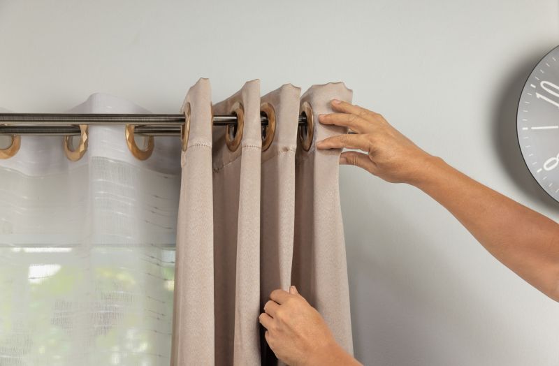curtain hanging